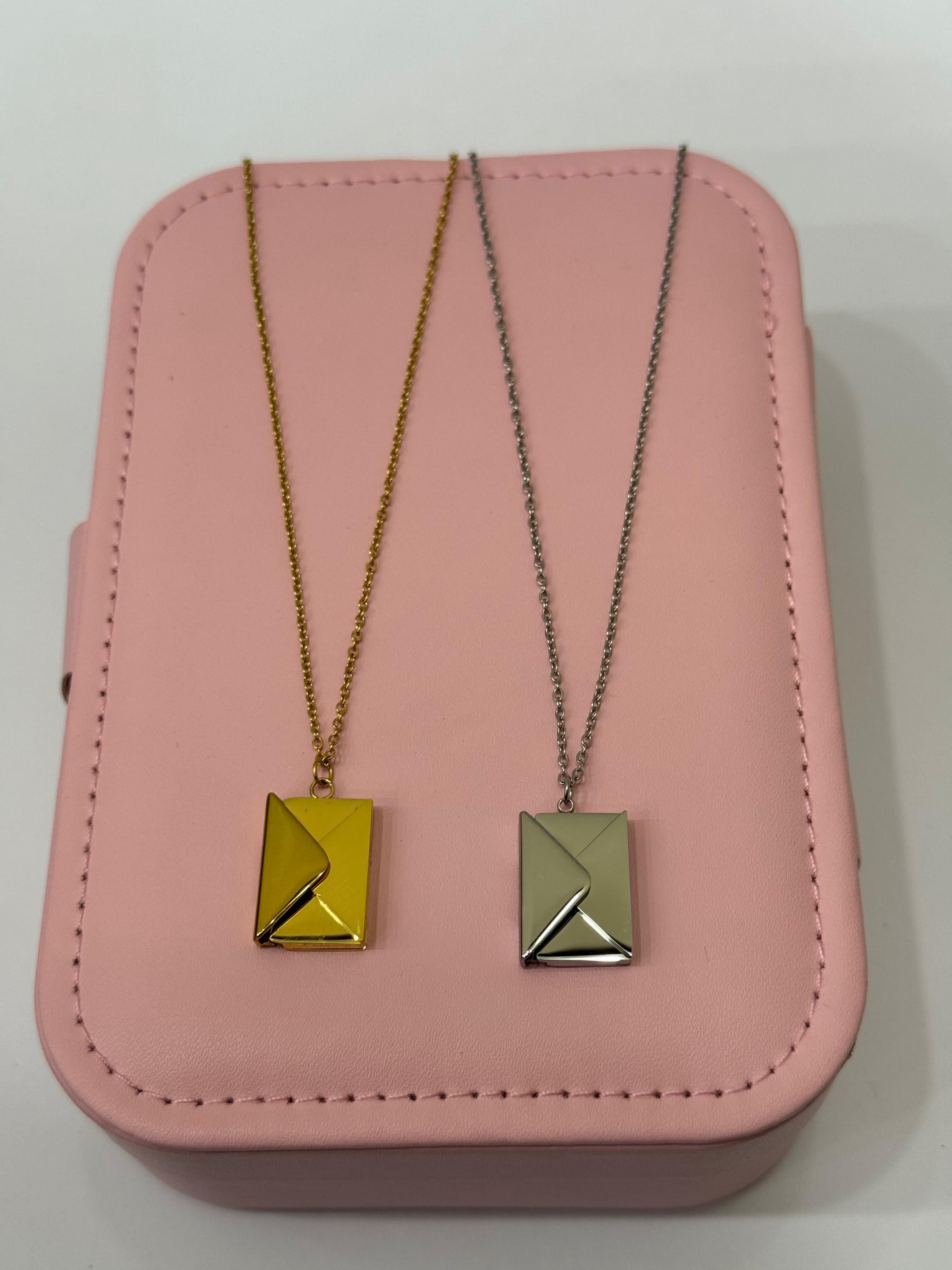 Envelope Necklace –