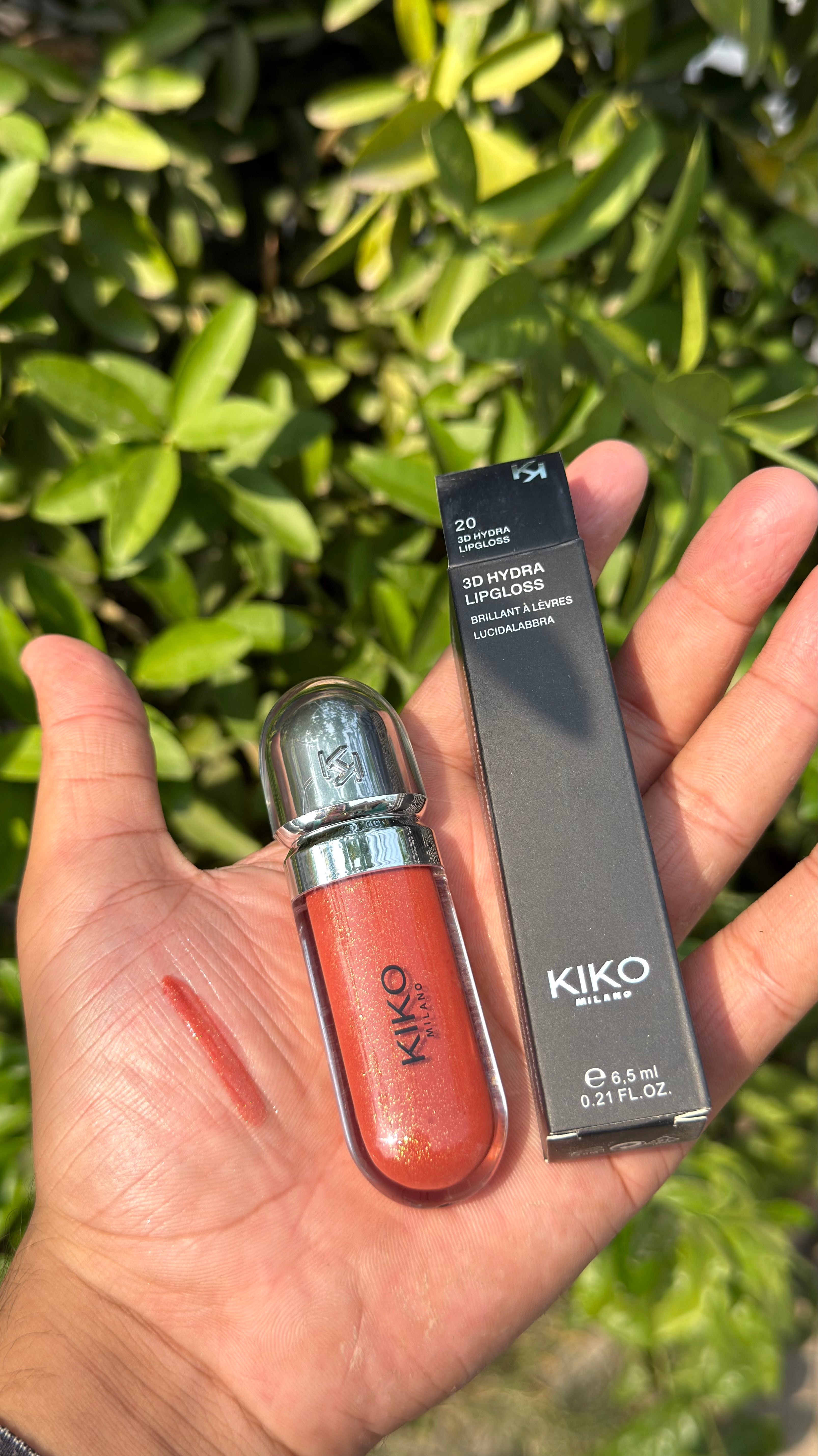 Deal 8 products place order u will receive msg on whatsapp for shades