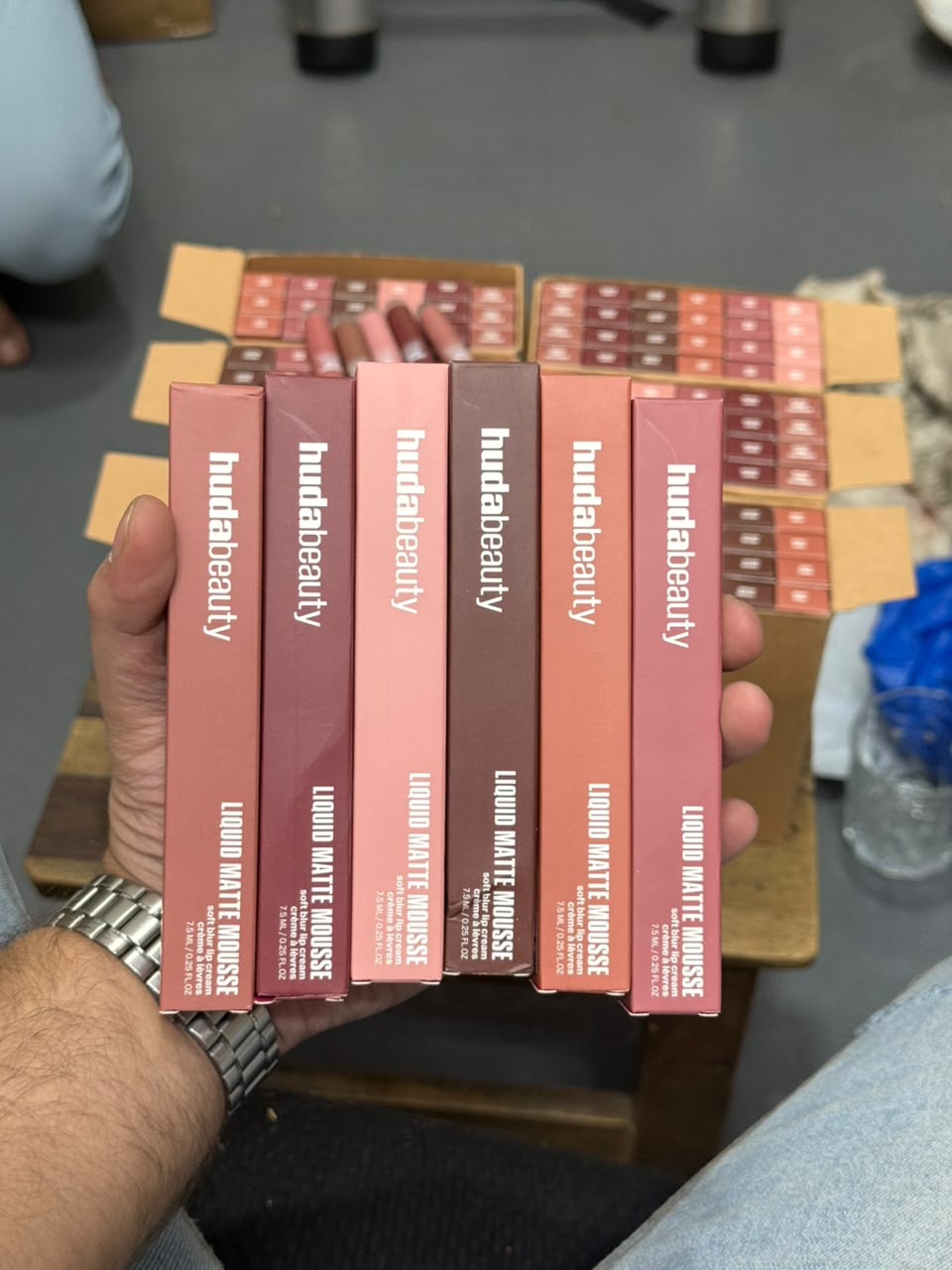 Hudabeauty LIQUID MATTE MOUSSE