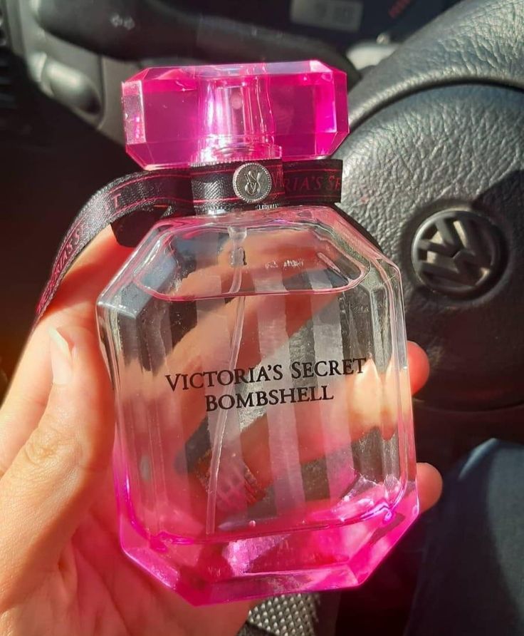 Victoria’s Secret Bombshell Eau de Parfum: The Ultimate Power Scent 100 ml