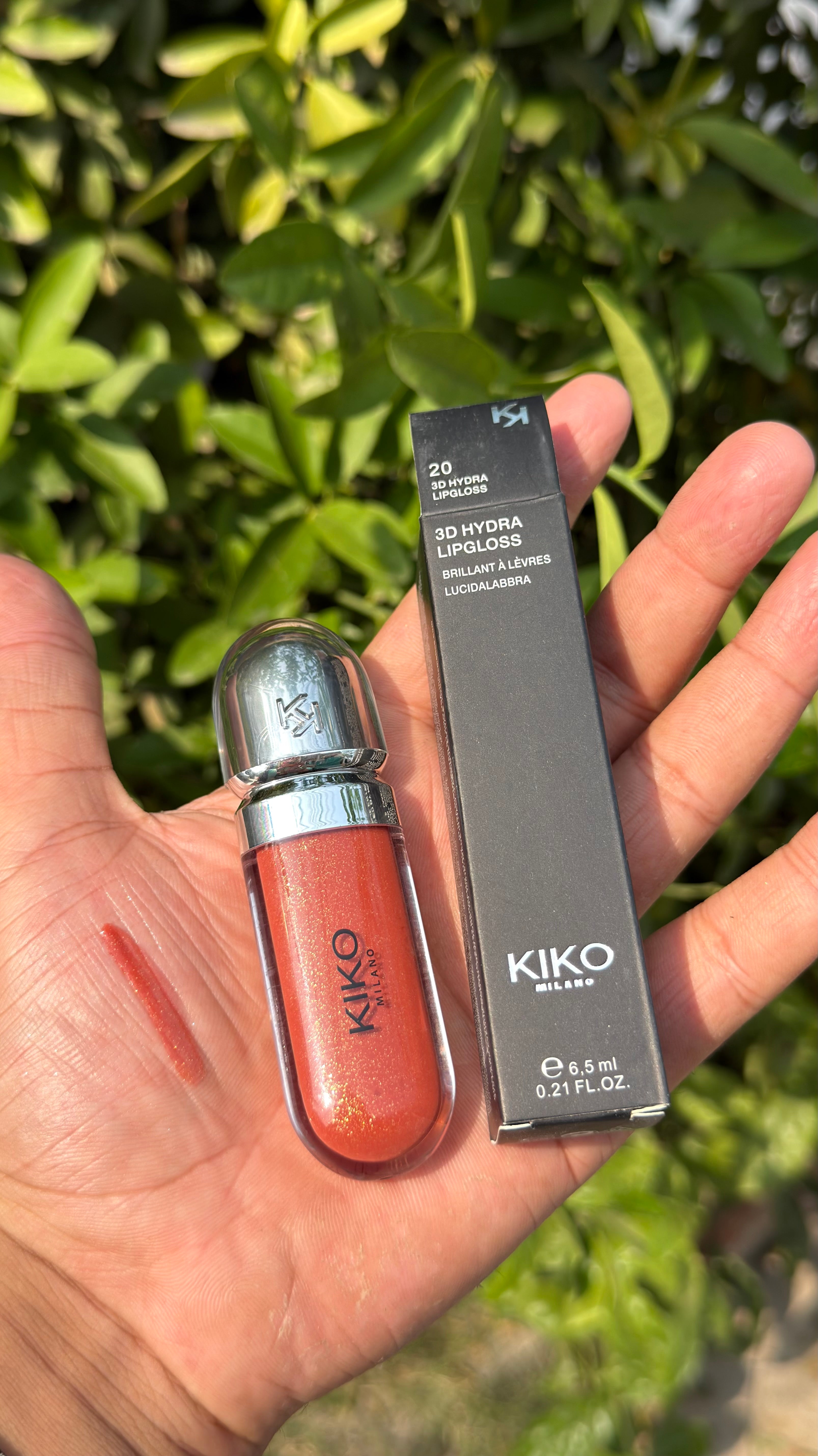 Deal 8 products place order u will receive msg on whatsapp for shades