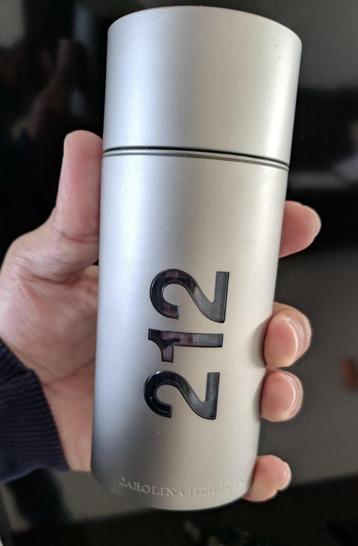 Carolina Herrera 212 Men NYC 100ml