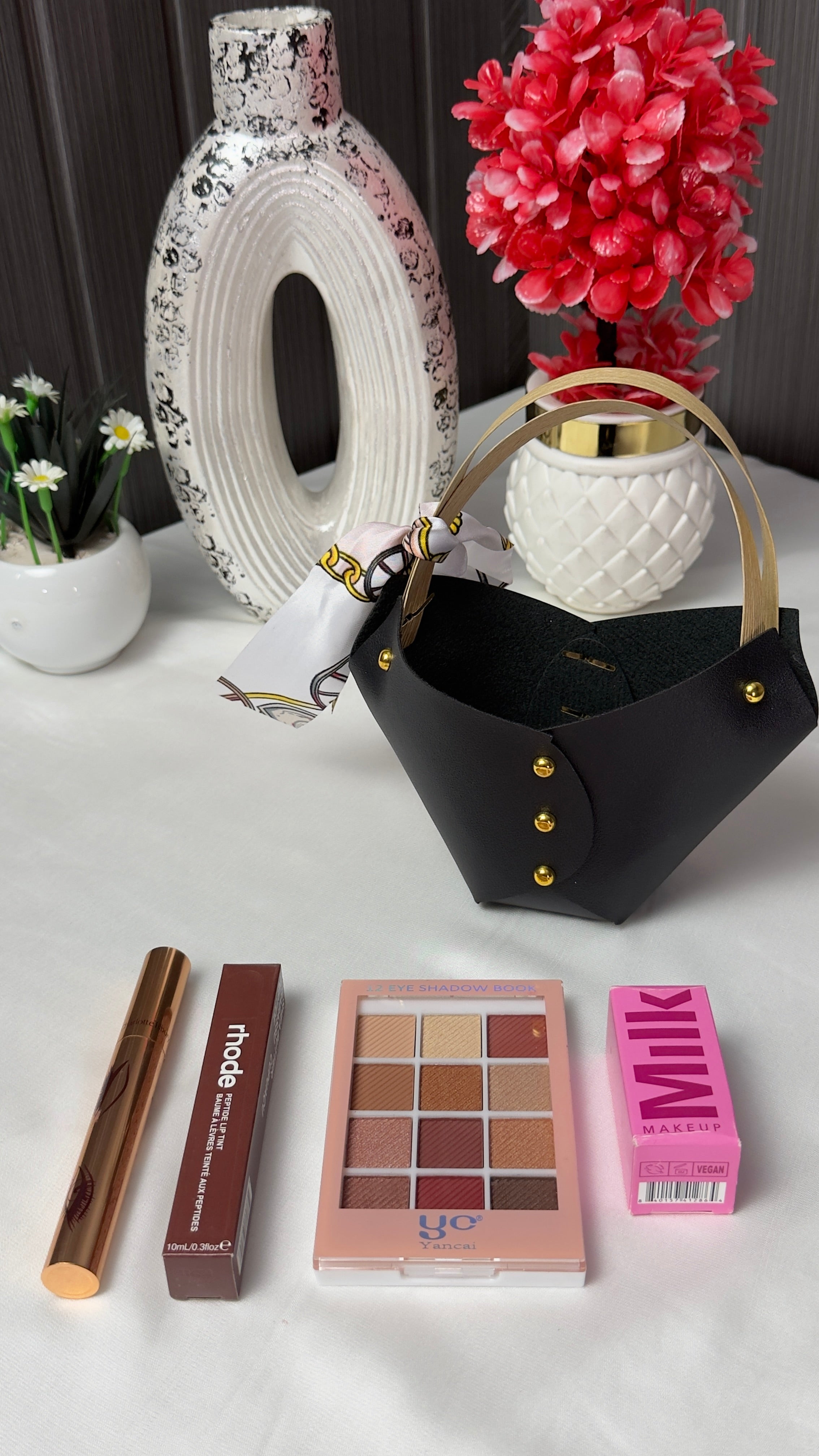 Ramzan Deal (Shade of your own choice confirm on whatsapp)