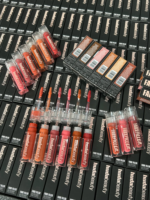 HUDA BEAUTY | Faux Filler Lip Gloss