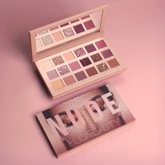 Huda beauty nude eyeshadow pallet original