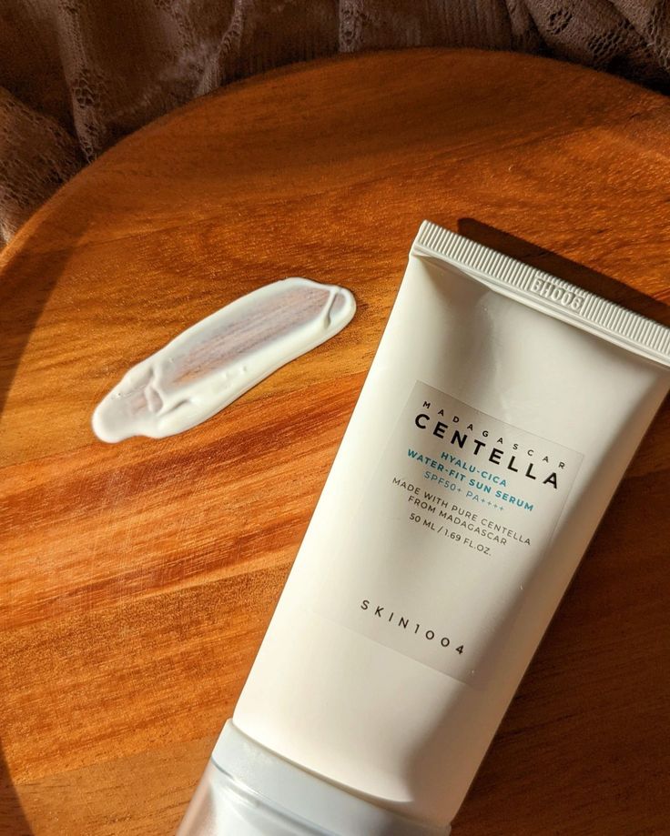 SKIN 1004 Centella Hyalu-Cica Water-Fit Sun Serum SPF50+ PA++++